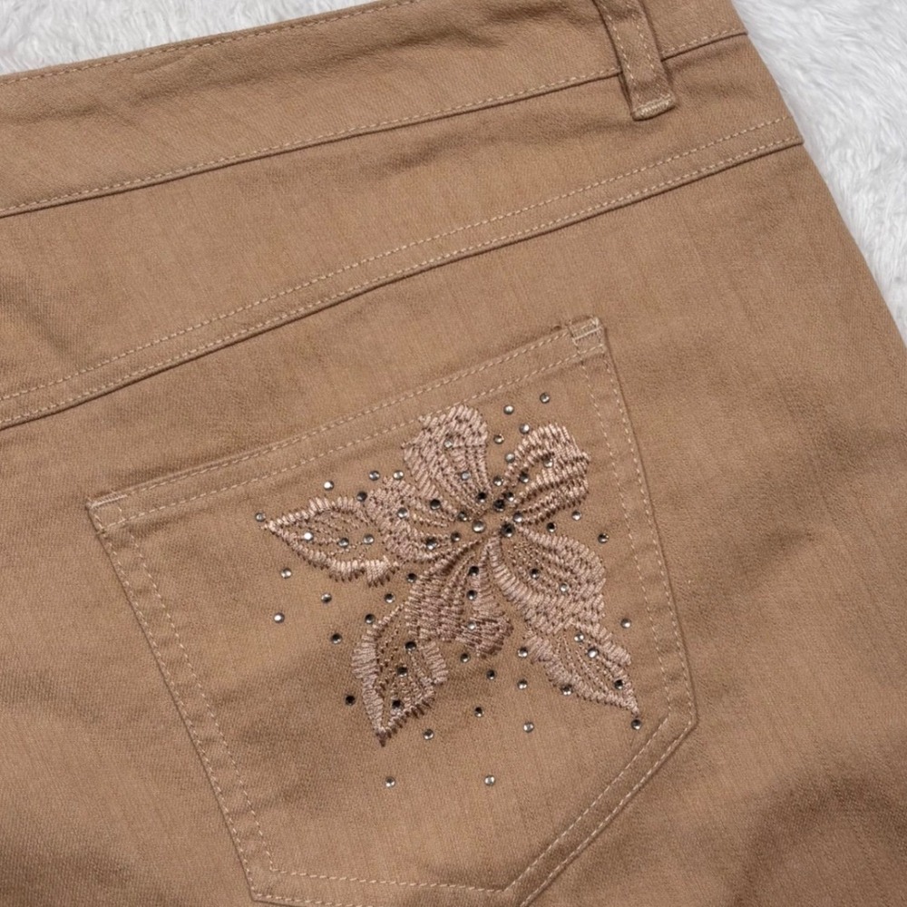NEW Ruby Rd Capri Pants Womens 22W Tan Embroidered Rhinestone Stretch Cropped